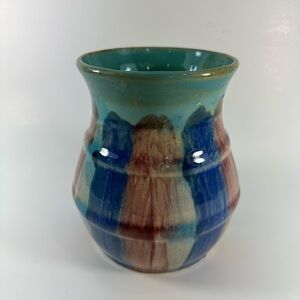 1920’s HULL POTTERY Geometric Ribbed Flower Pot / Vase-marked Bottom 40-H-7